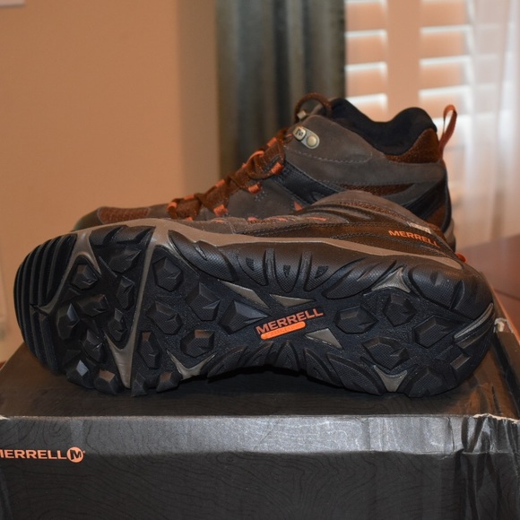 merrell phoenix bluff mid